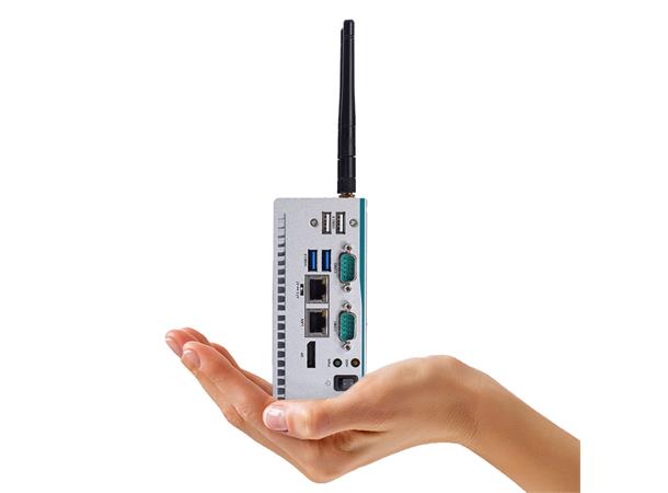 eBOX100-51R-FL-DC-7300U Core i5-7300U/12VDC 