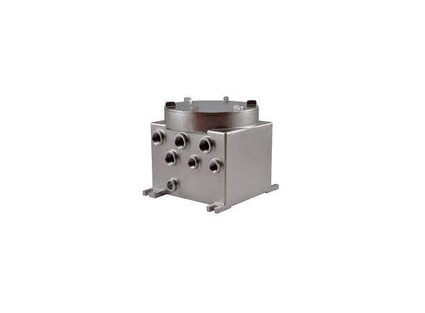 Pelco MBX2MAA Communication box AISI 